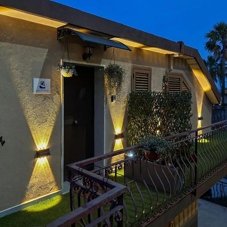 Ferienwohnung La Goccia Sul Mare Letojanni Exterior foto