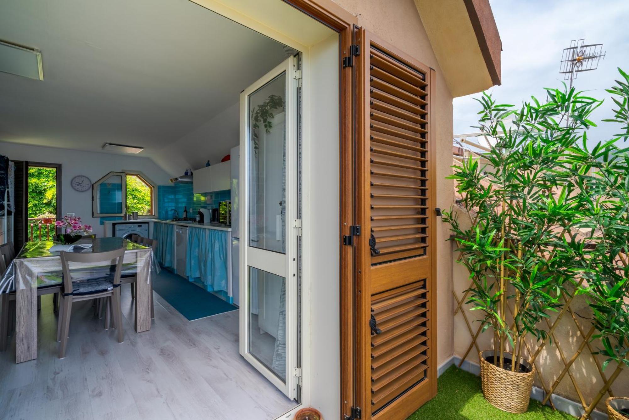 Ferienwohnung La Goccia Sul Mare Letojanni Exterior foto