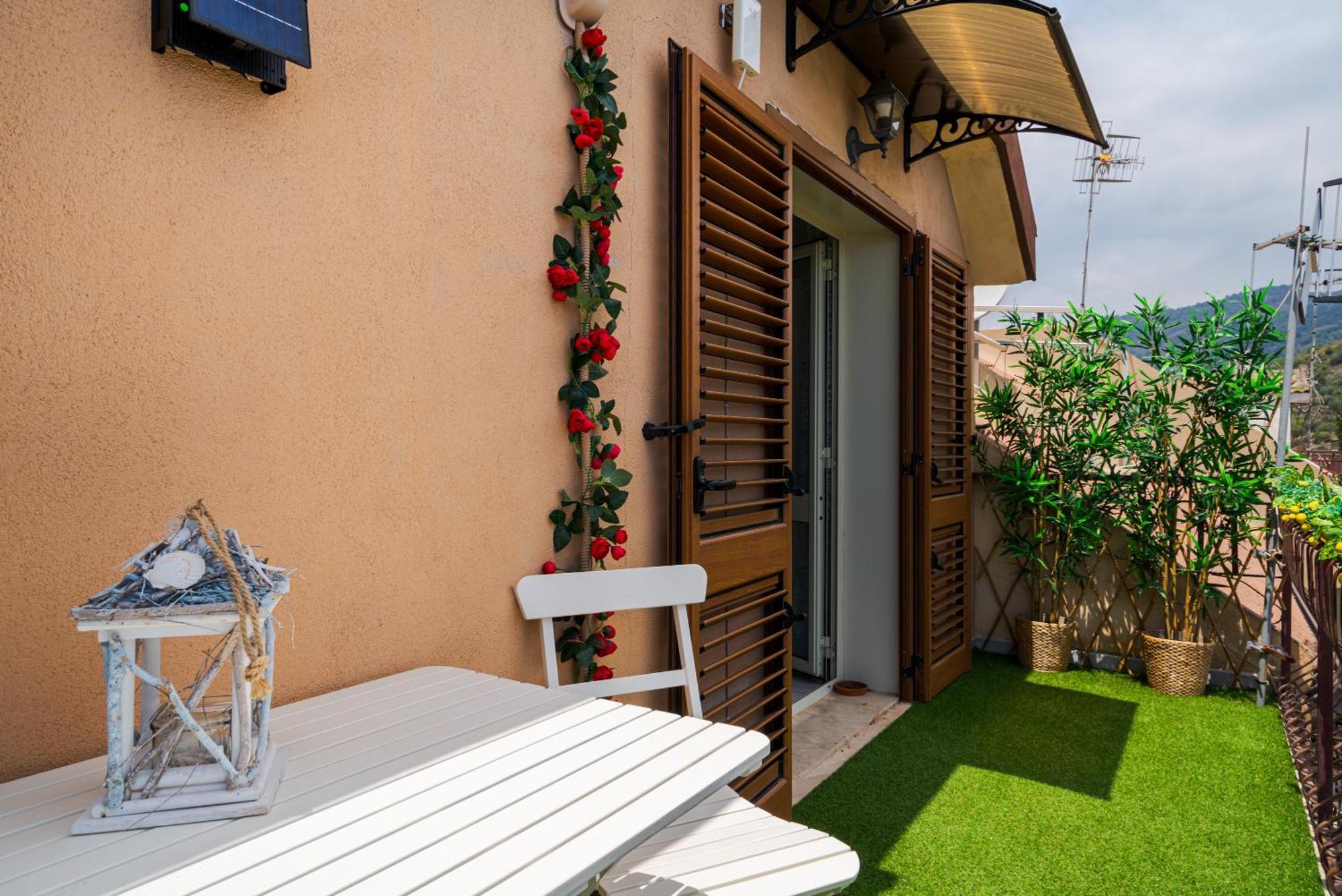 Ferienwohnung La Goccia Sul Mare Letojanni Exterior foto